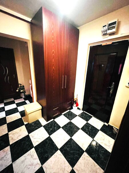 Drumul Taberei, Auchan,