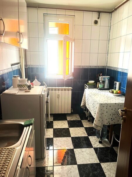 Drumul Taberei, Auchan,